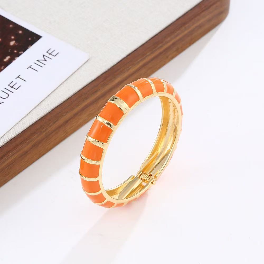 E6894# Necklaces or Bracelet