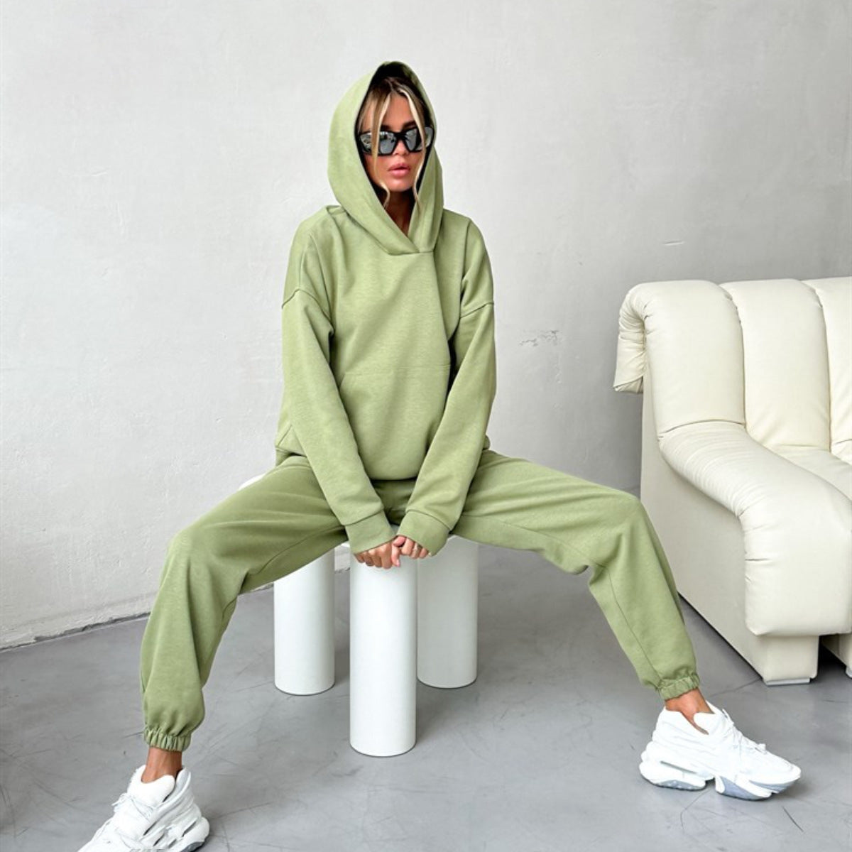 529# A 3D Silver Logo Women Yoga Hooded Sweatshirts Pants Set