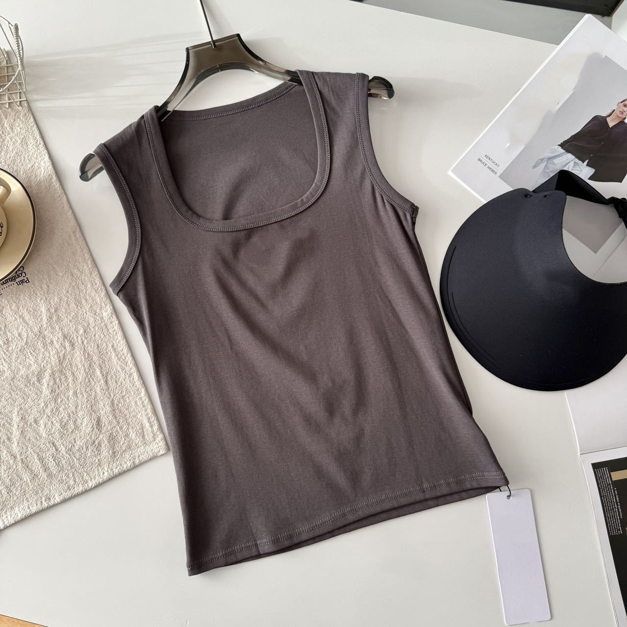 2059#A Women Tank