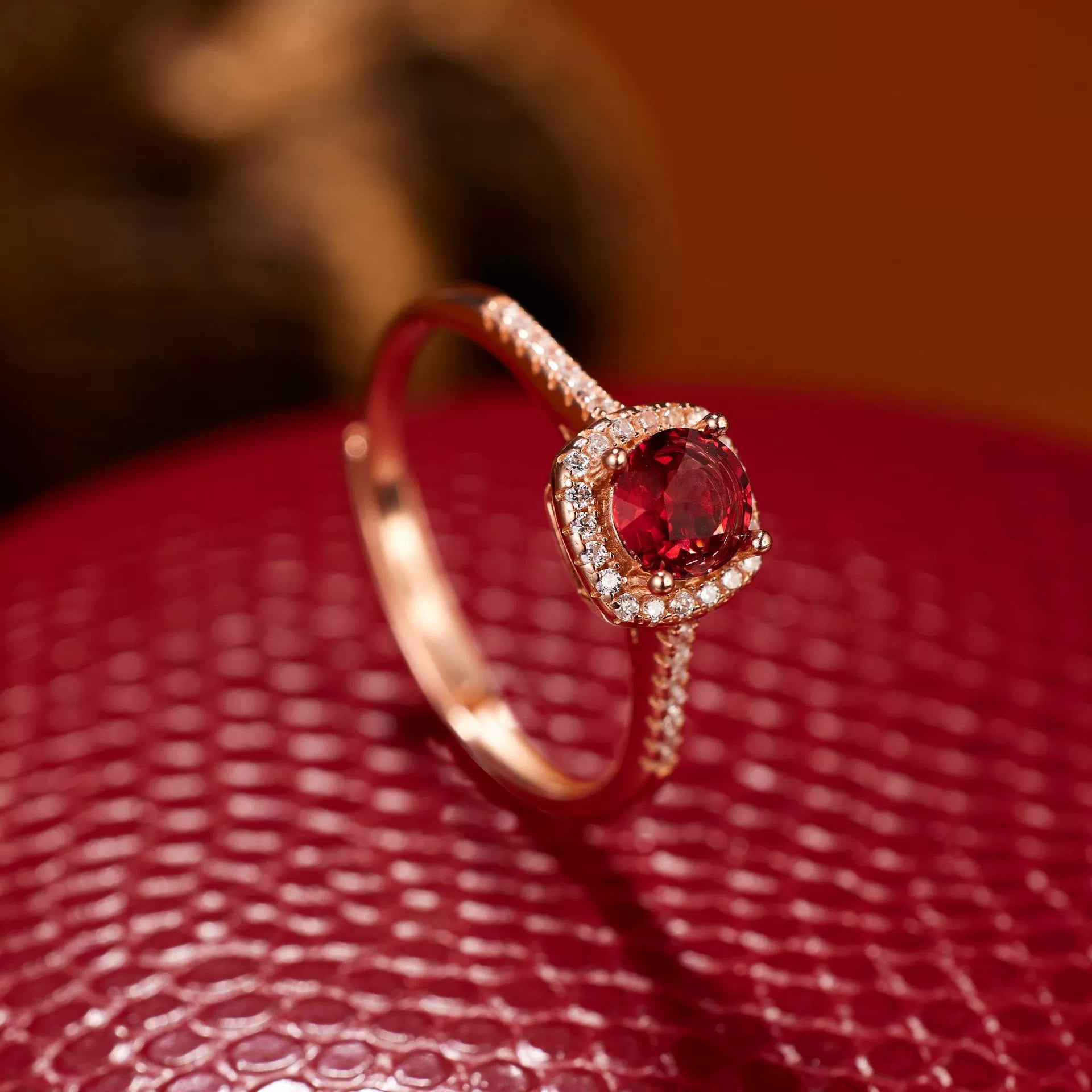 E5360# 18K Gold Ring
