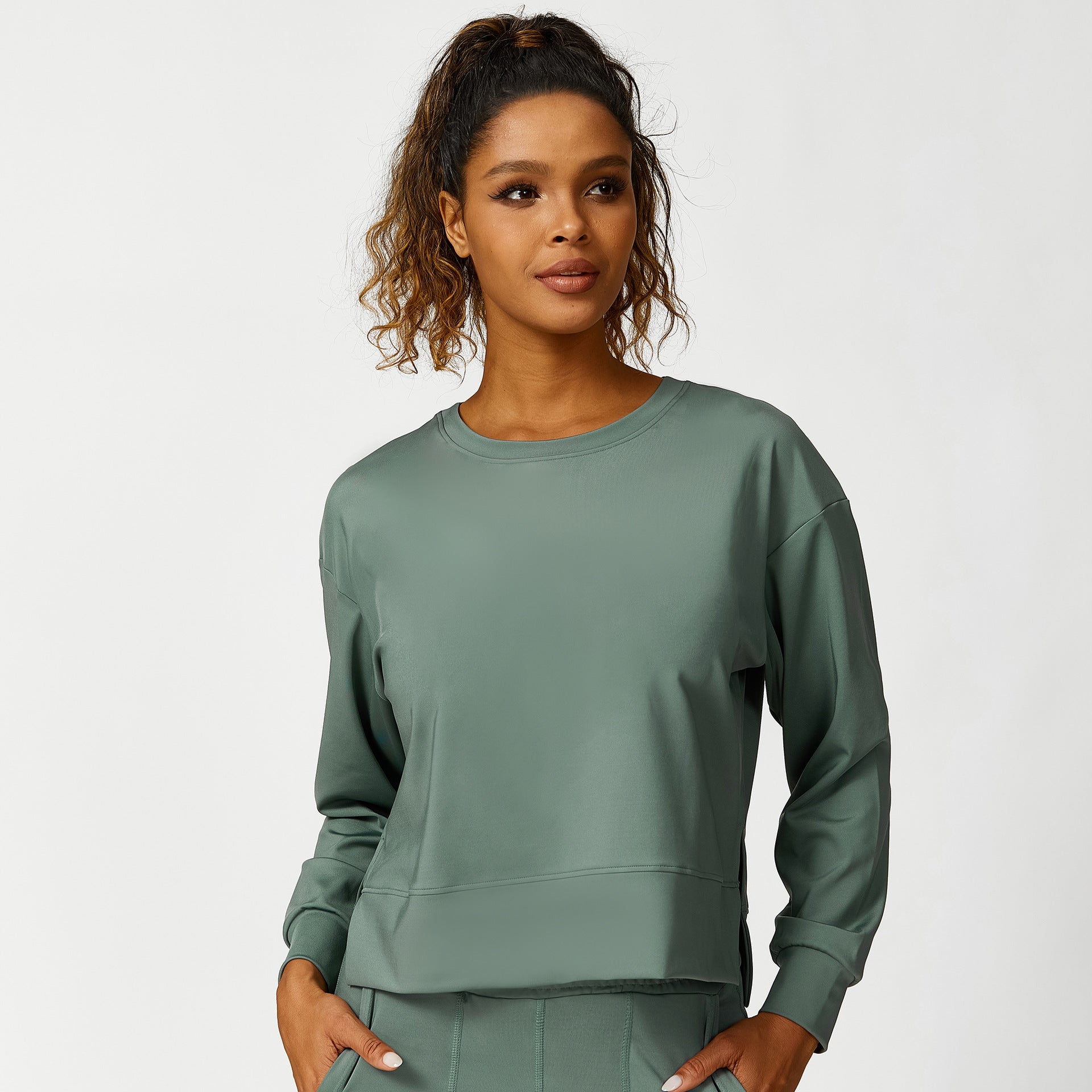 555# A Women Sweatshirts Pants Set