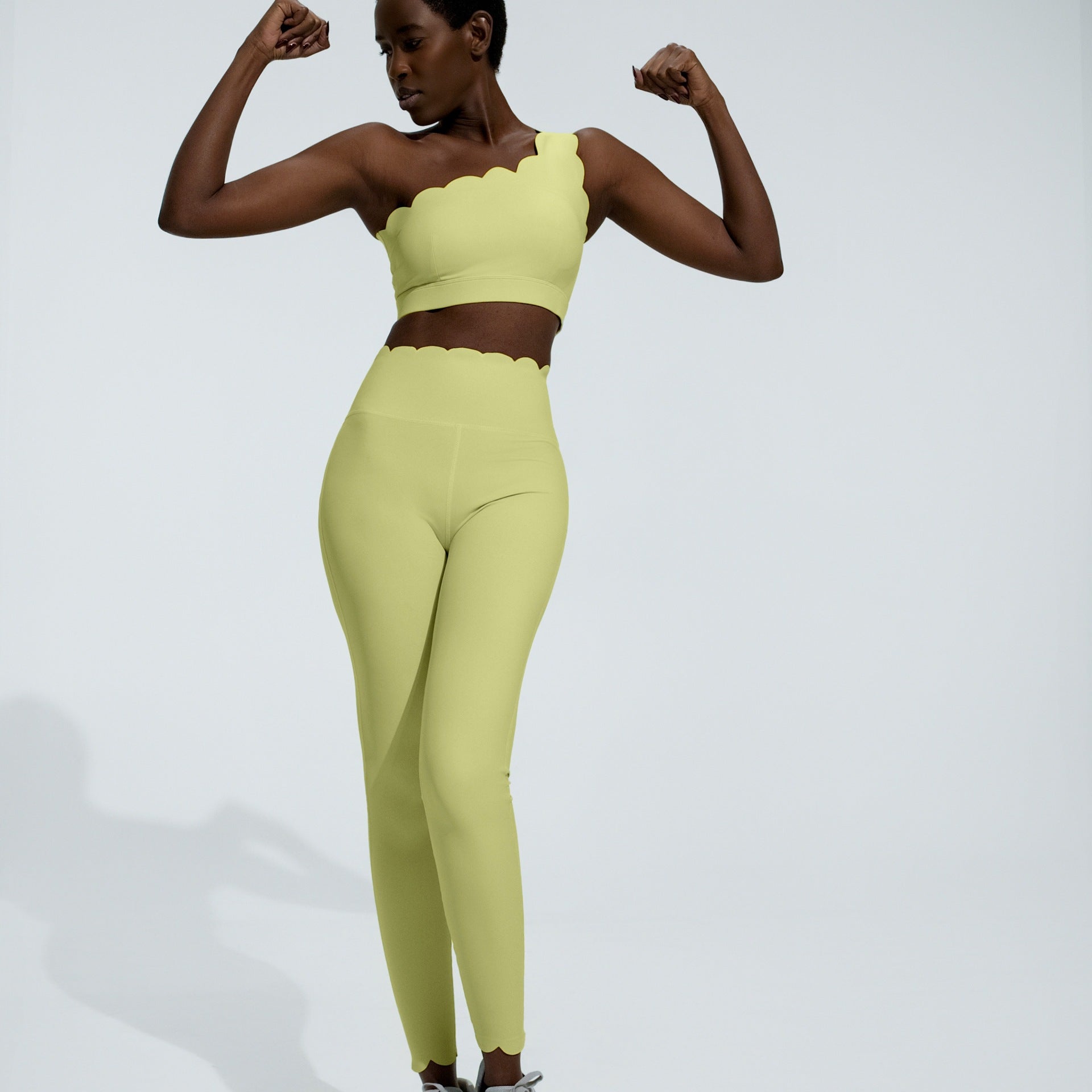 1605# A Women Yoga Bra Or Pants