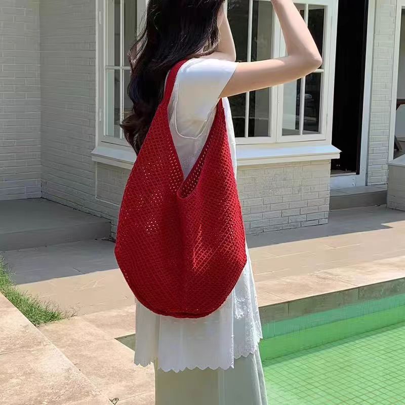 E7139# Straw Bag