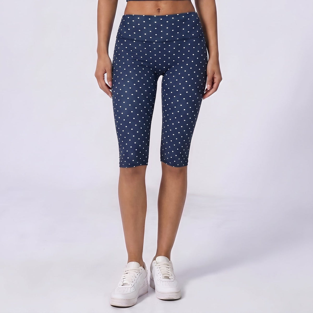 2995# A Women Yoga Bra And Shorts Set