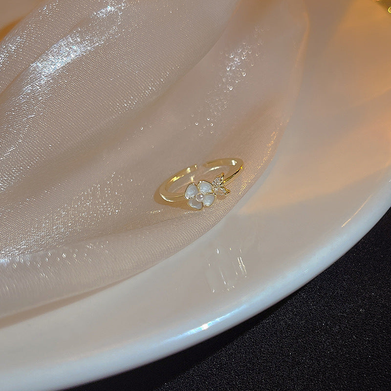 E6421# Rings and Necklace