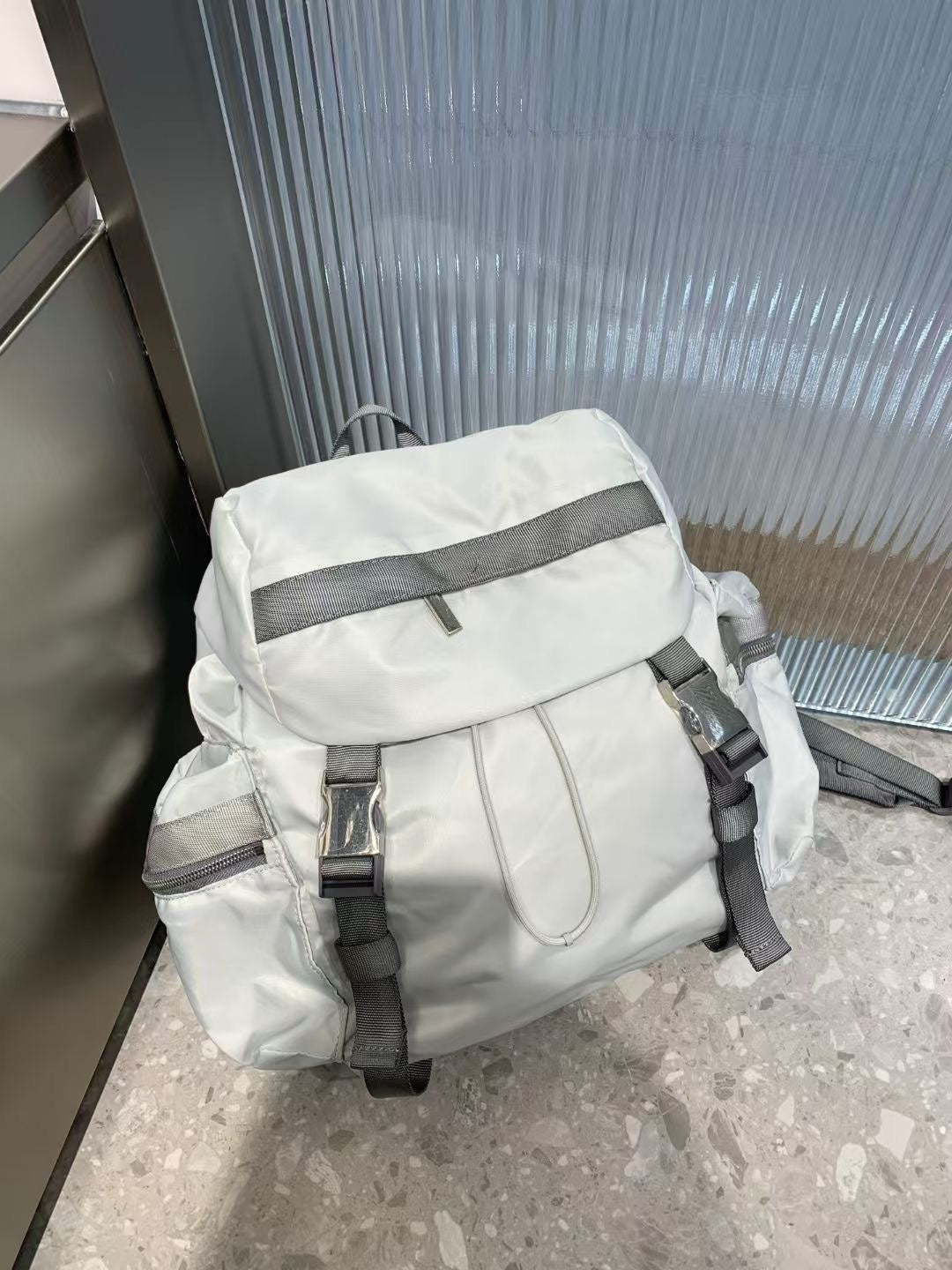 L5479# Unisex 14L Sports Backpack