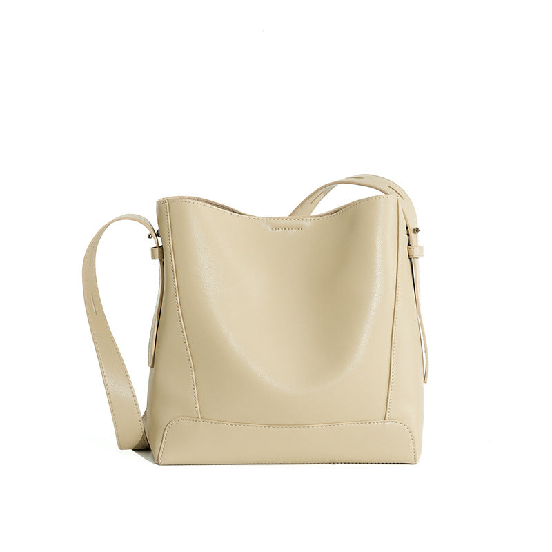 E7011# Cow Leather Bag