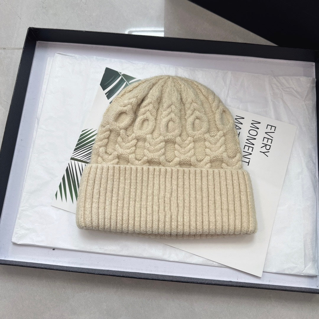 E6668# Rabbit Fur Knitted Hat