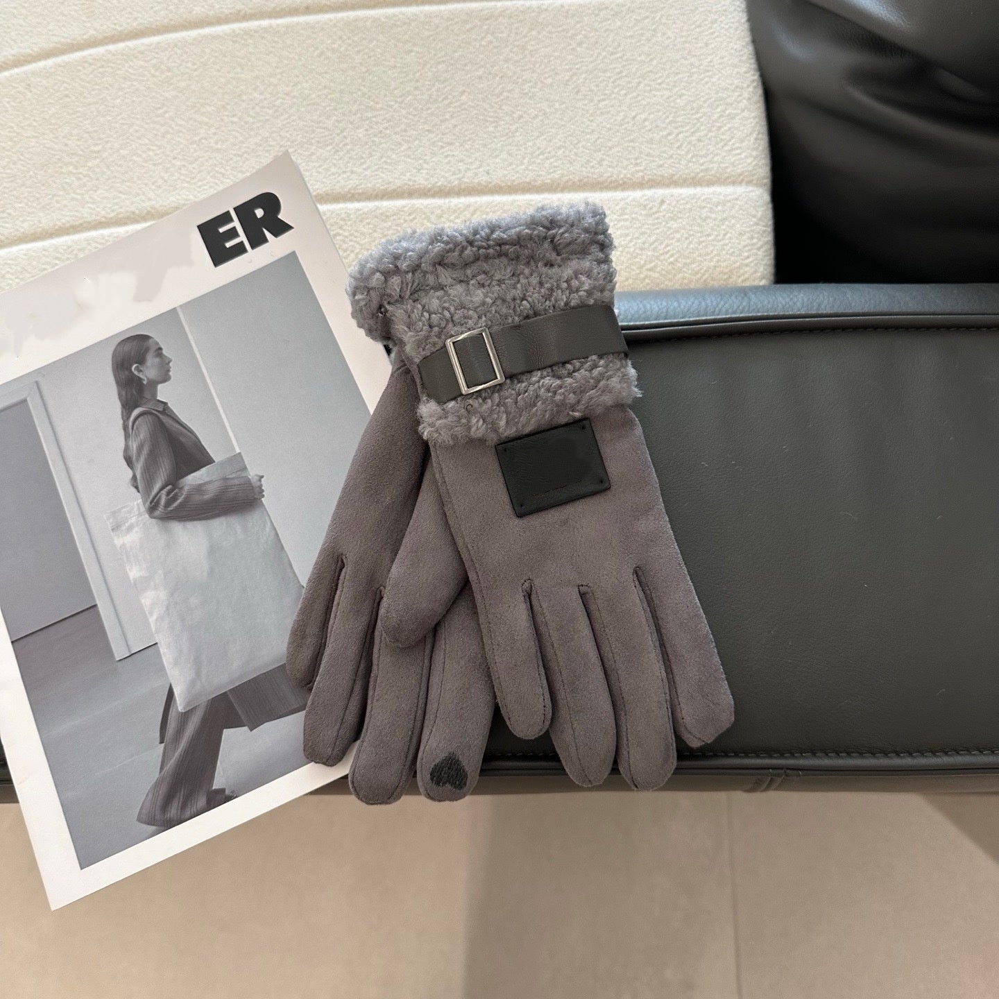 E6745#Chamois leather gloves