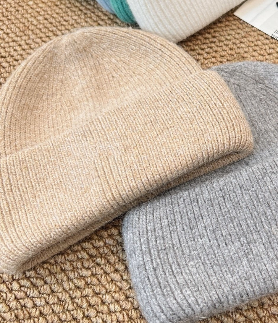 1551# XY A Rabbit Hair Knitted Hat