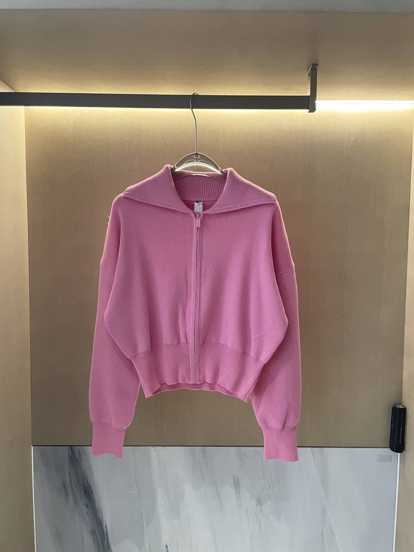 1896# A Women Short Jacket