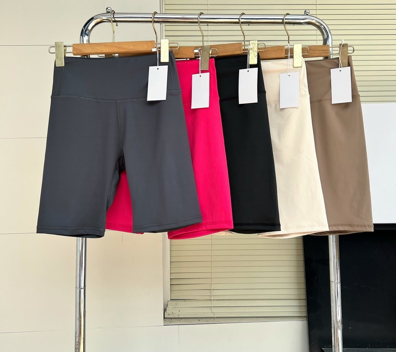 L5836# XY Women Yoga Shorts