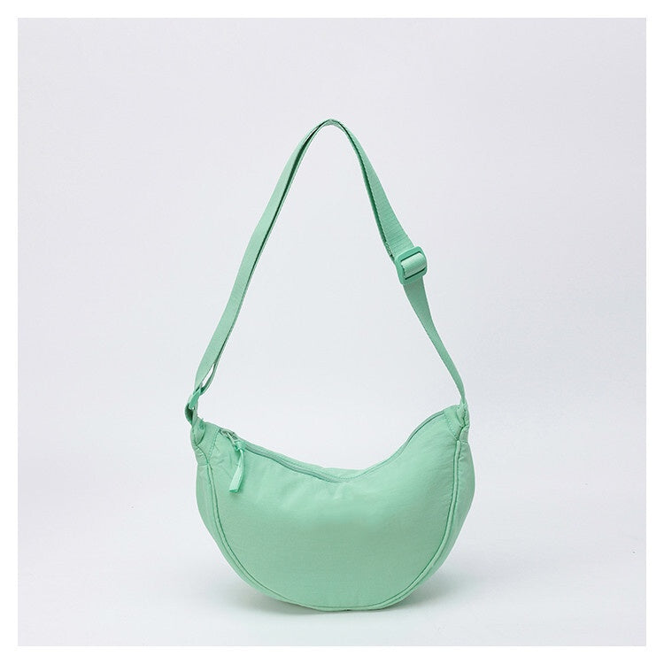 2213# A Large Capactiy Tote Bag