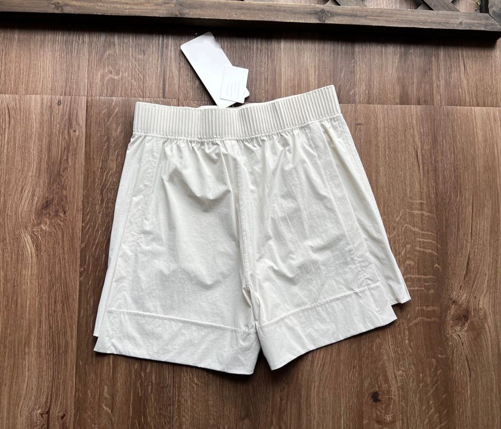 L6200# GX Women Yoga 4" Shorts