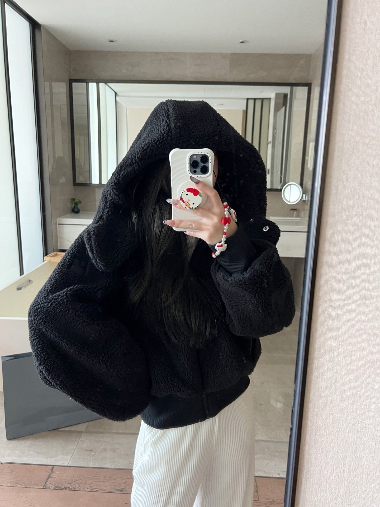 1556# LOFS A Lamb Wool Coat