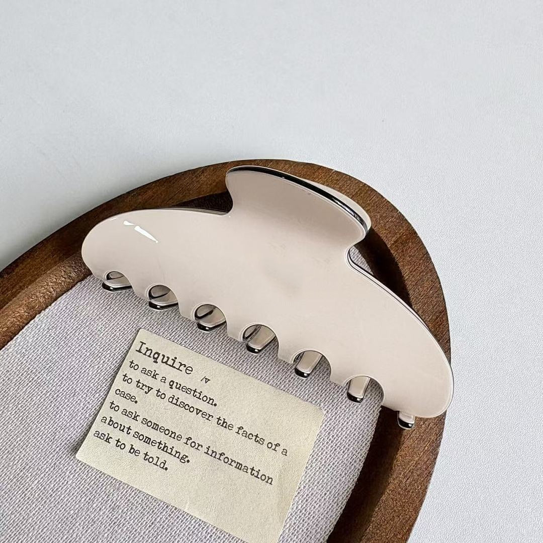 2211# A Women Hair Claw Clip