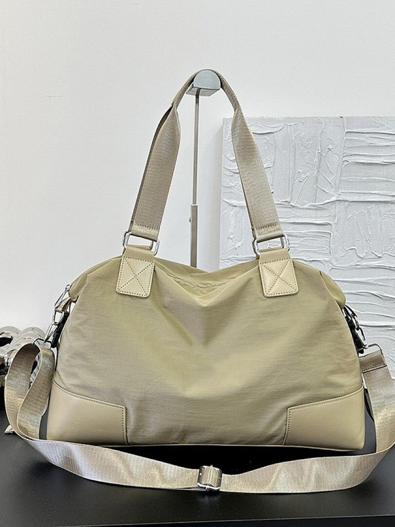 1912# A Unisex Travel Bag