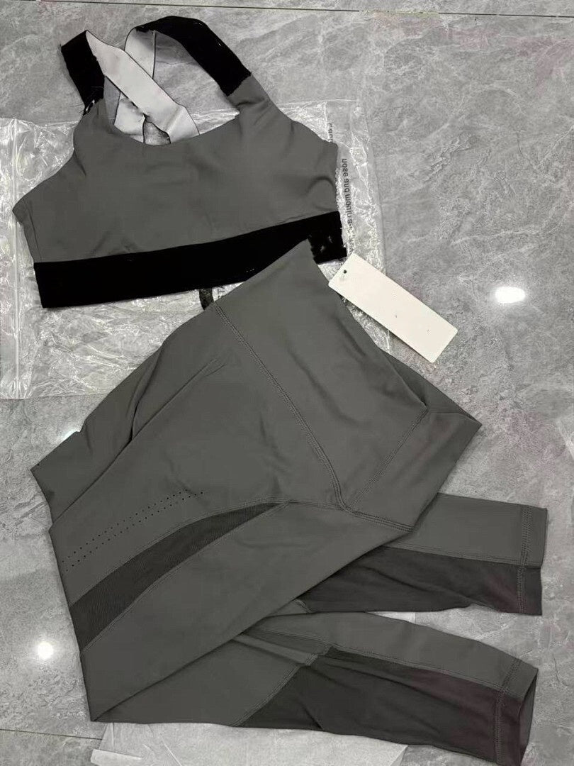 2032# A Women Yoga Bra pants Set