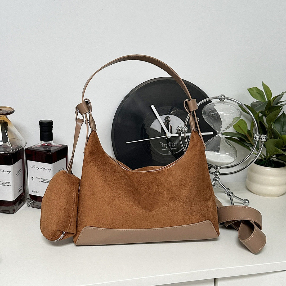 1895# A Women Bag