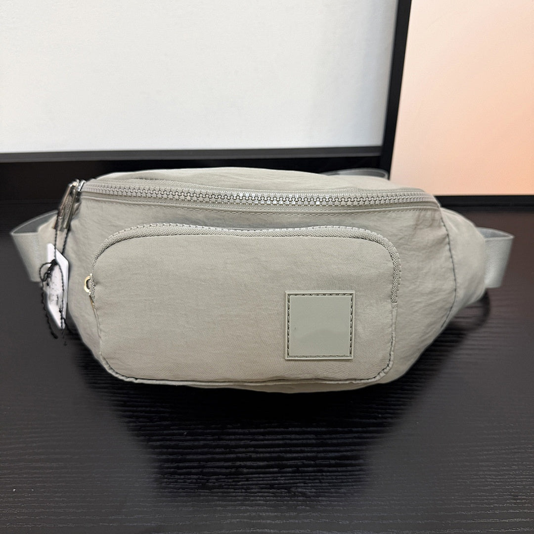 2095# A Unisex Waist Bag