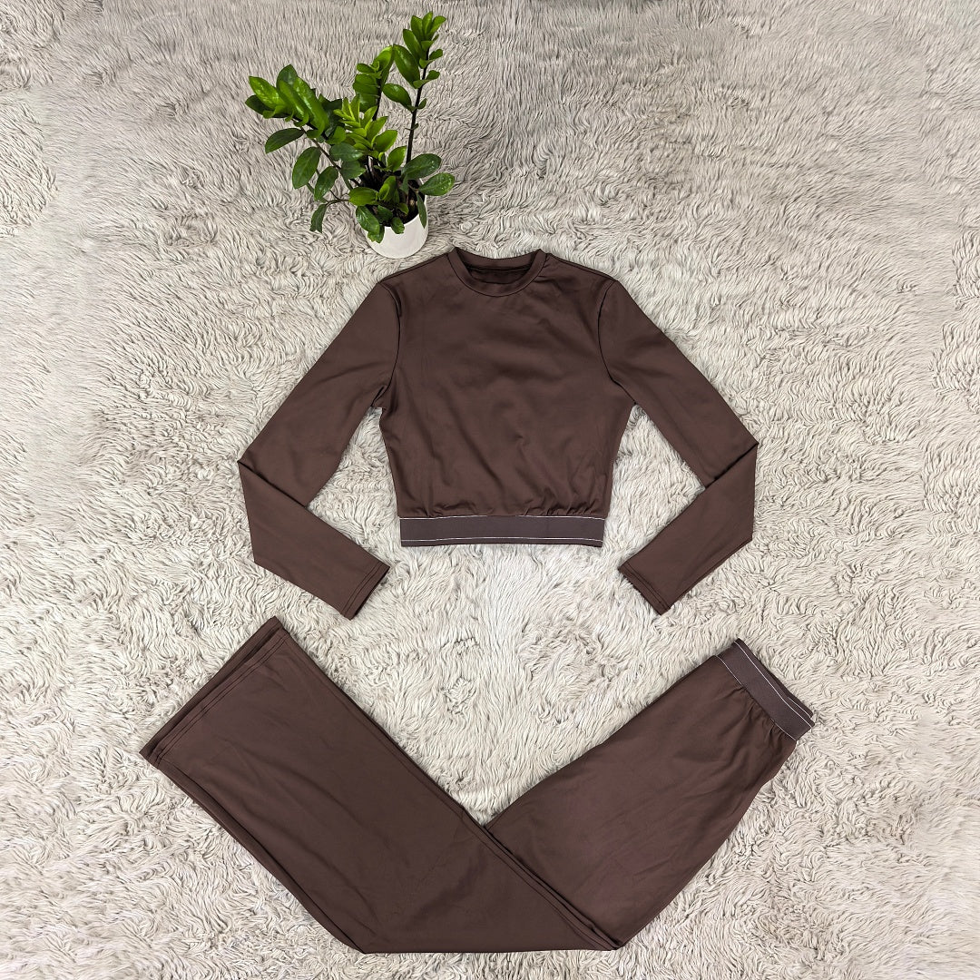 2647# A Women Shirts Pants Set