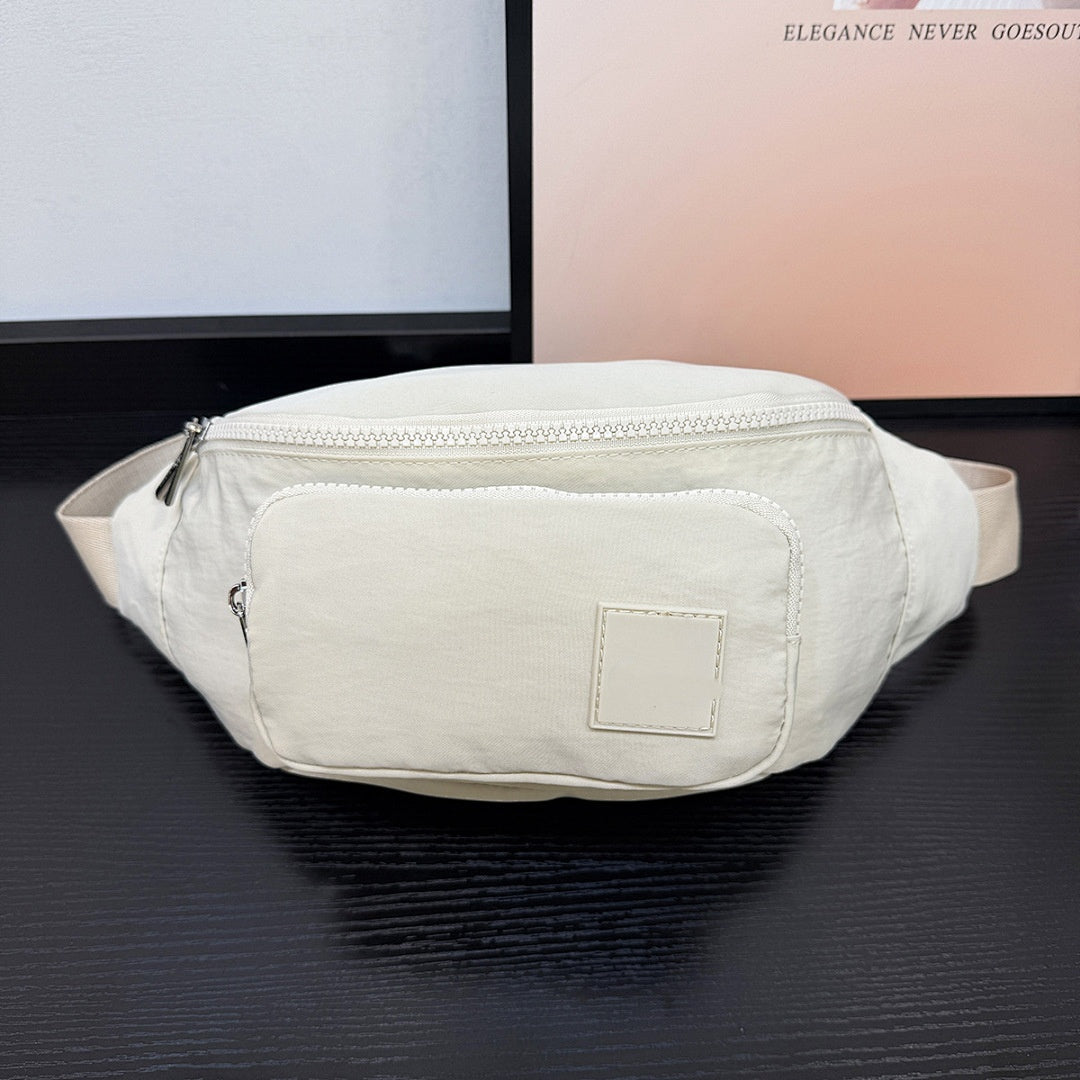2095# A Unisex Waist Bag