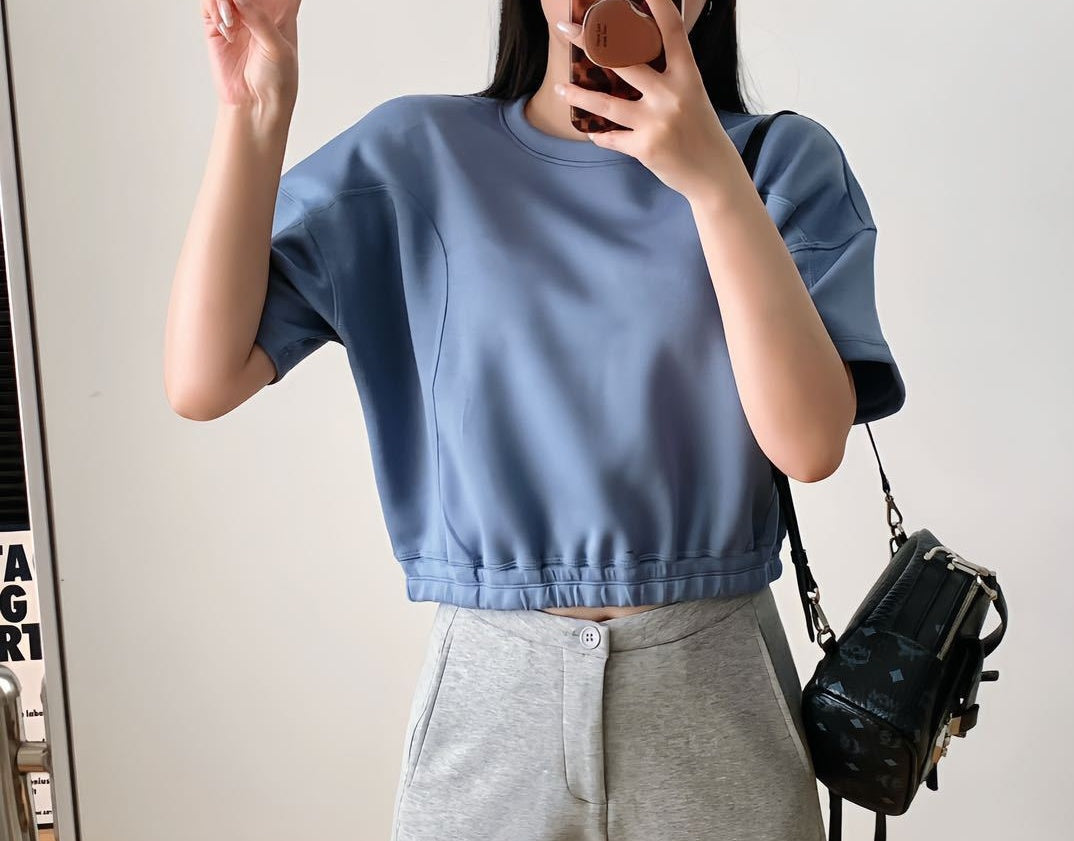 1979# A Women Top
