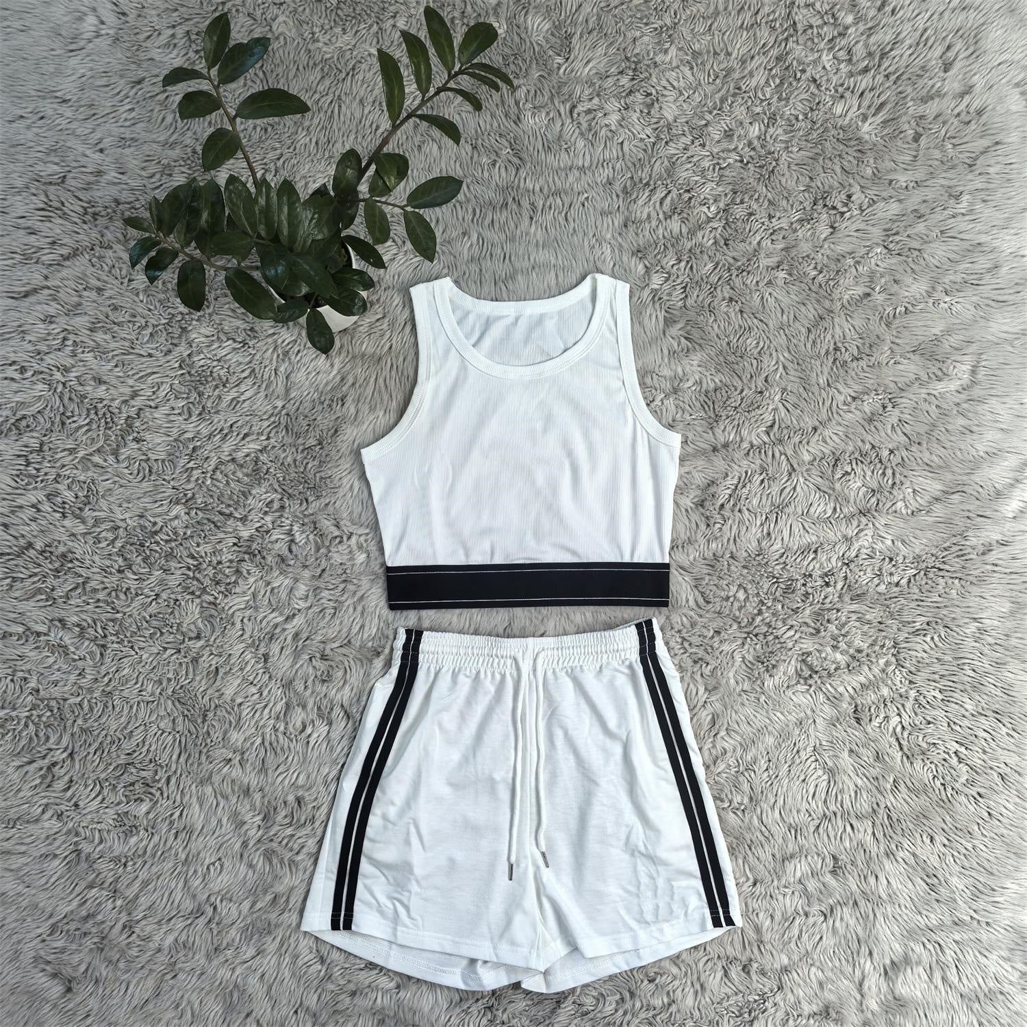 2439# A Women Yoga Bra Shorts Set
