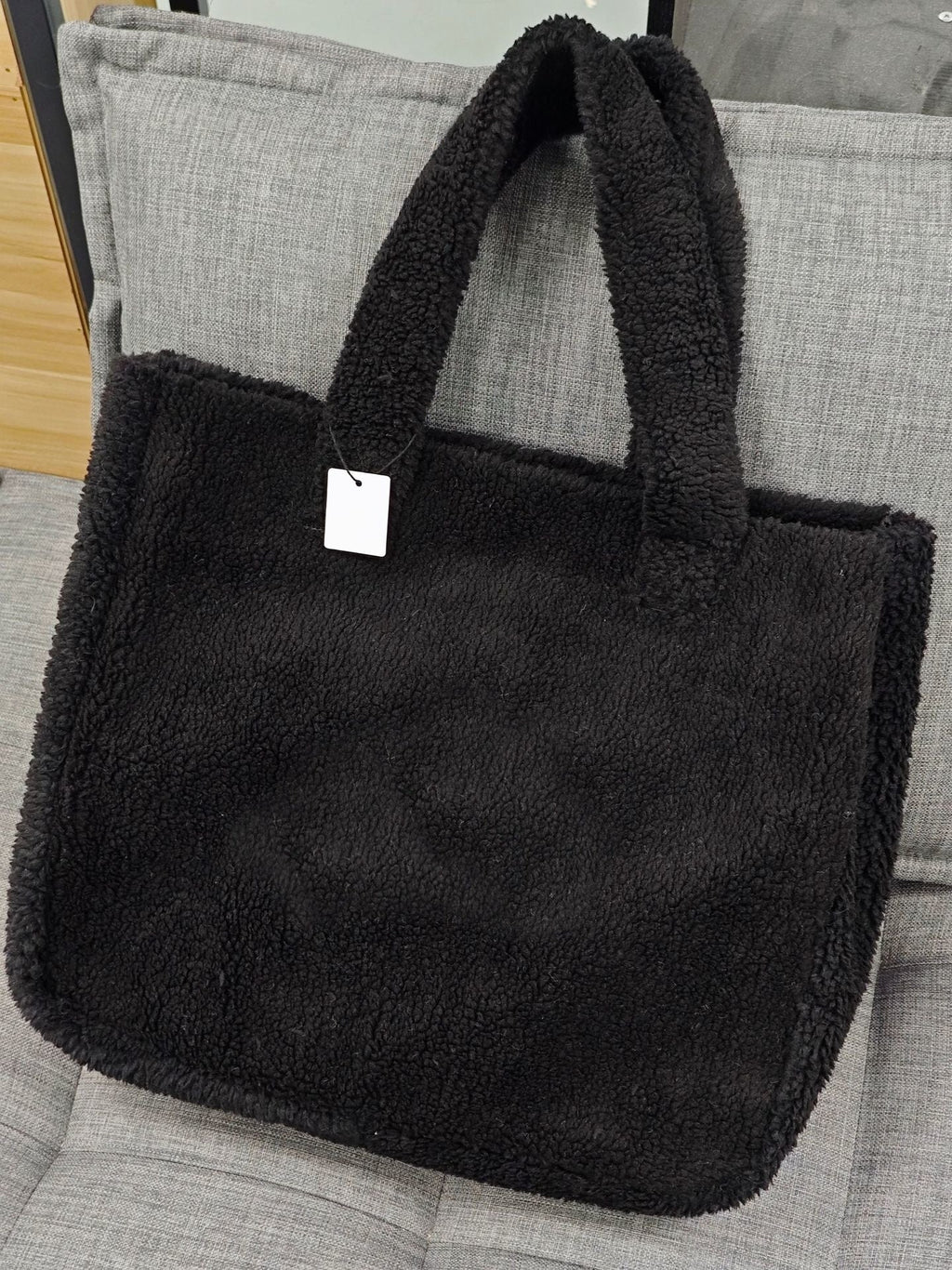 624# A Women Plush Bag