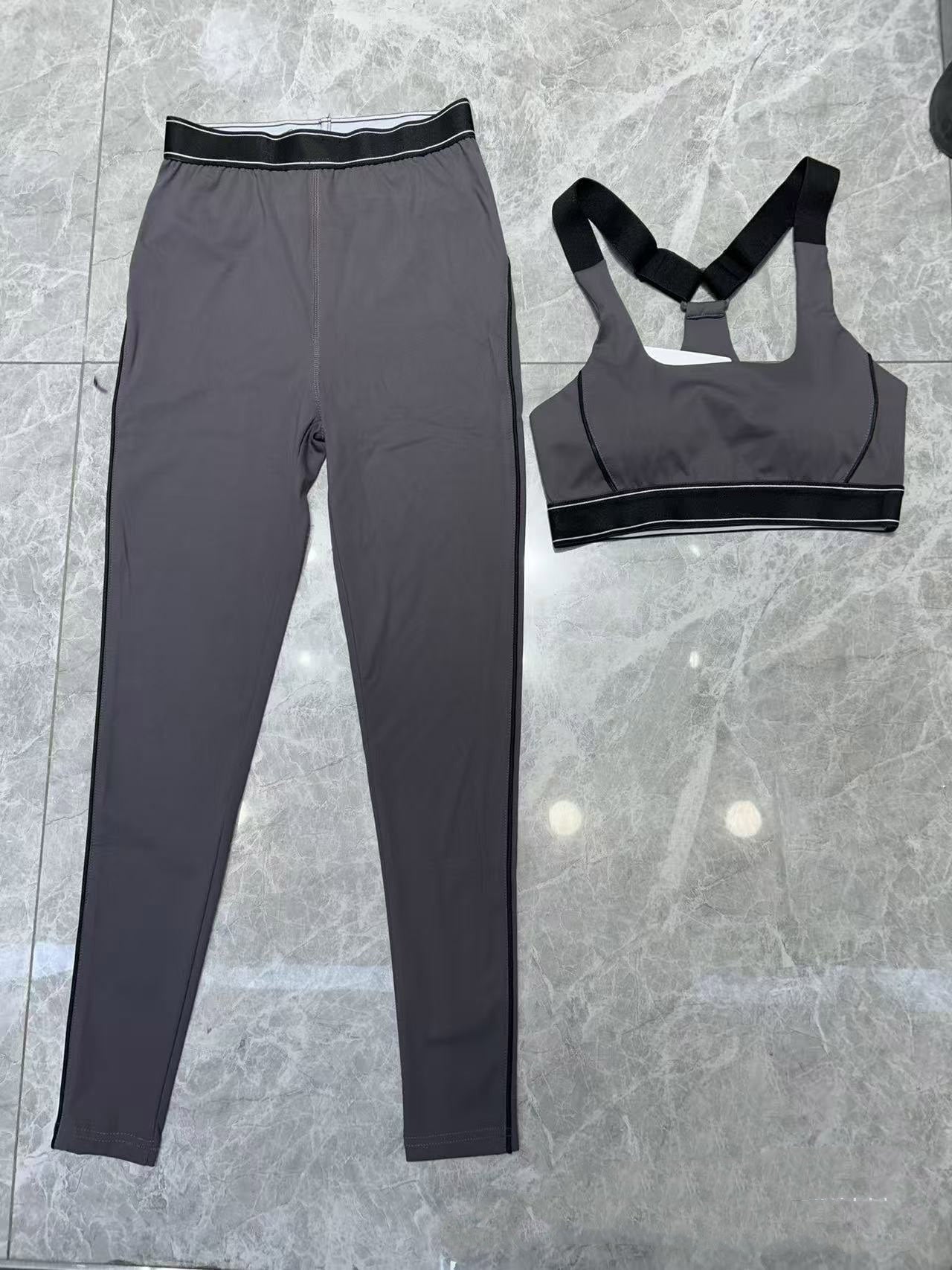 2244# A Women Yoga Bra Or Shorts Pants