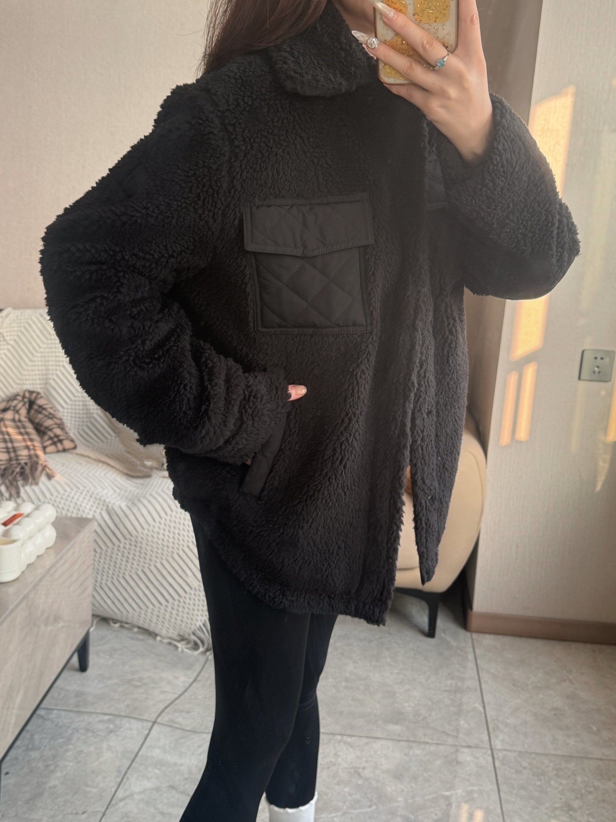 1555# LOFS A Lamb Wool Coat