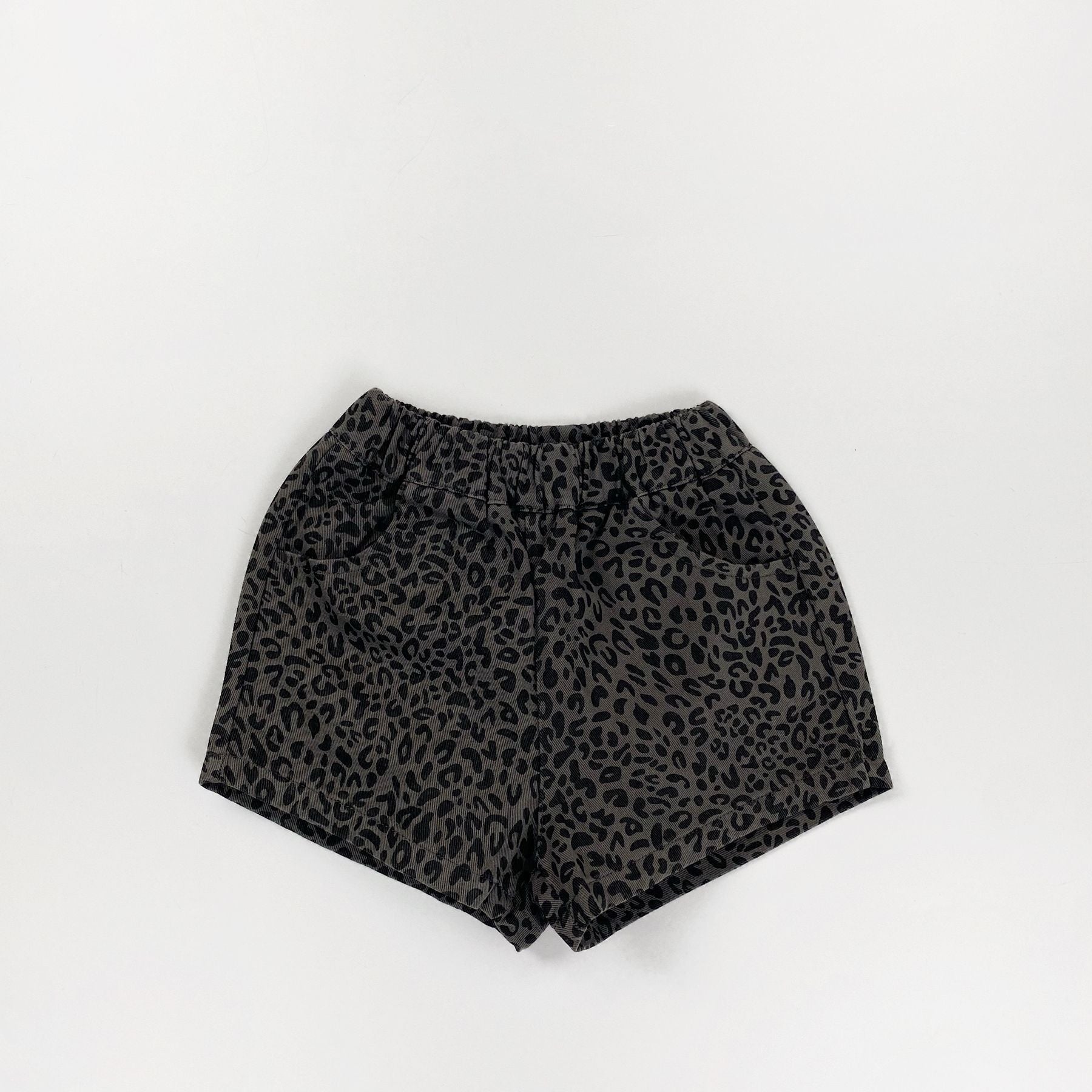 L6143#  Kids Leopard Shorts