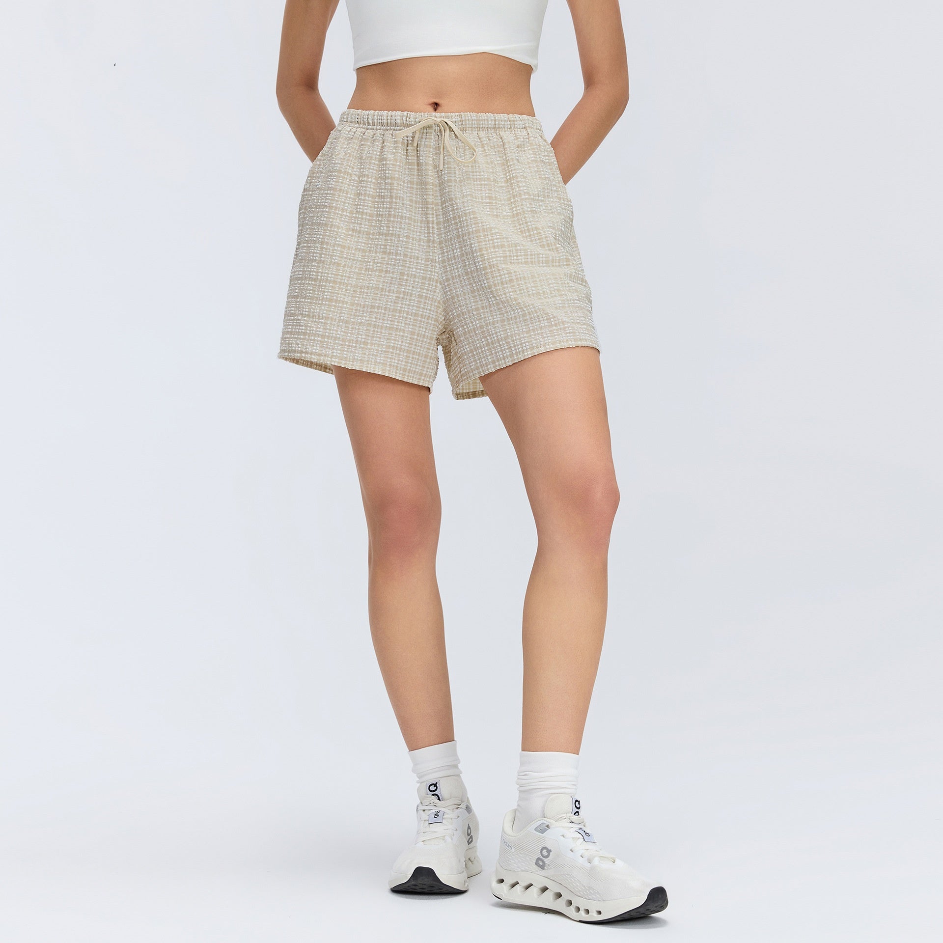 L6109#  Mid-Rise Pull-On Shorts