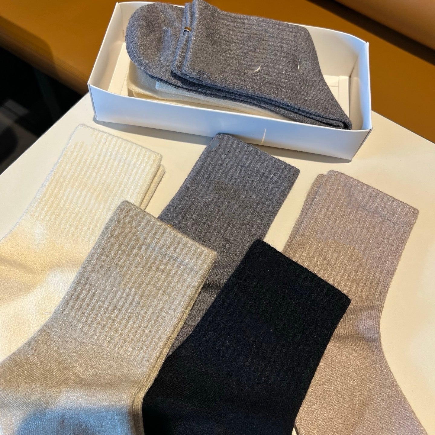 1545# XY A Unisex Socks 5pairs/lot