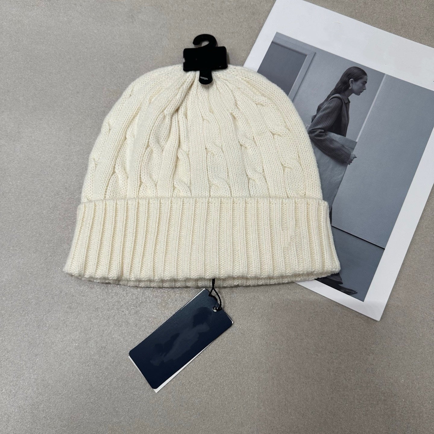 E6670# Wool Knitted Hat