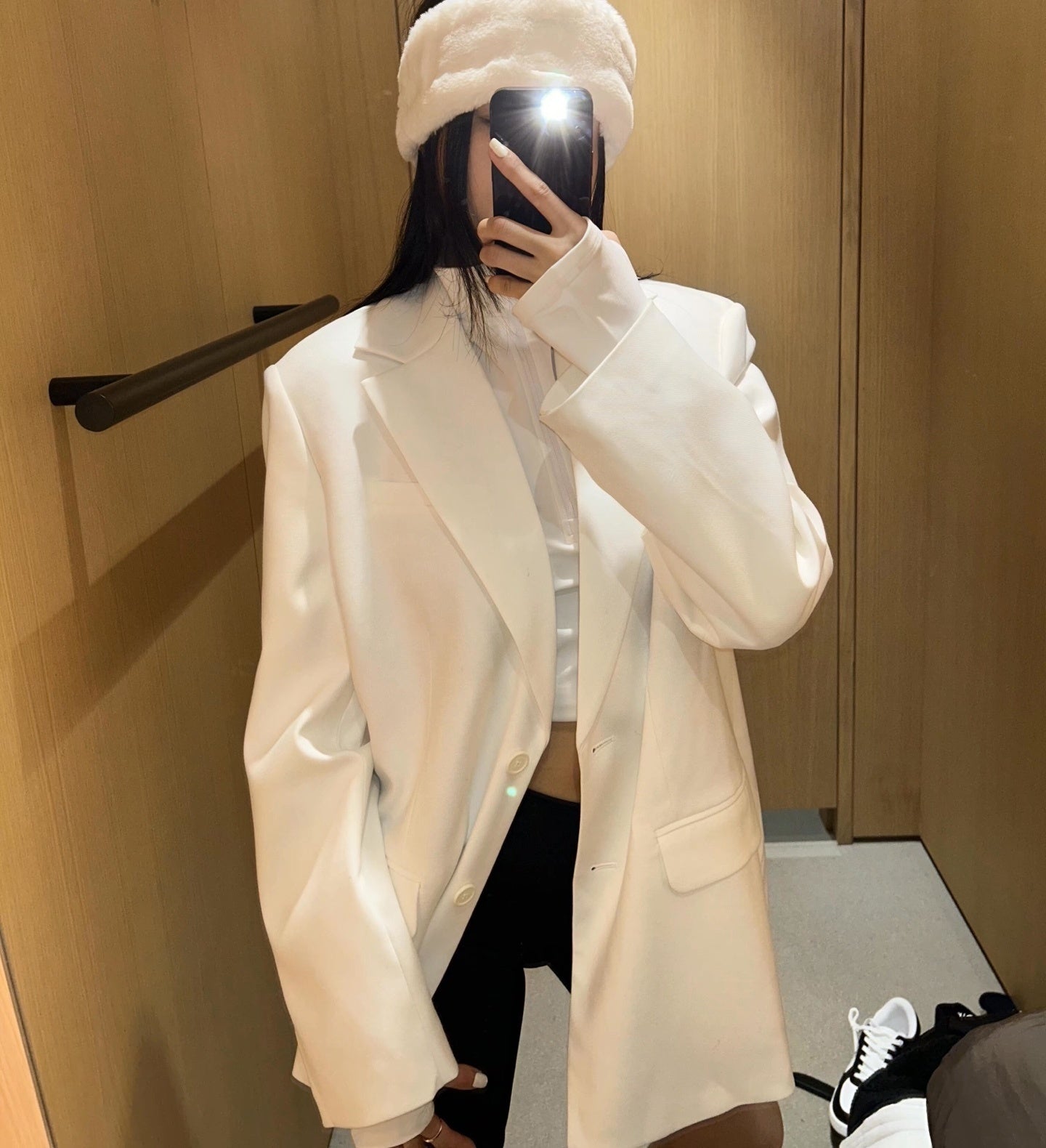 1302# A Women Medium And LAong Suit Jacket