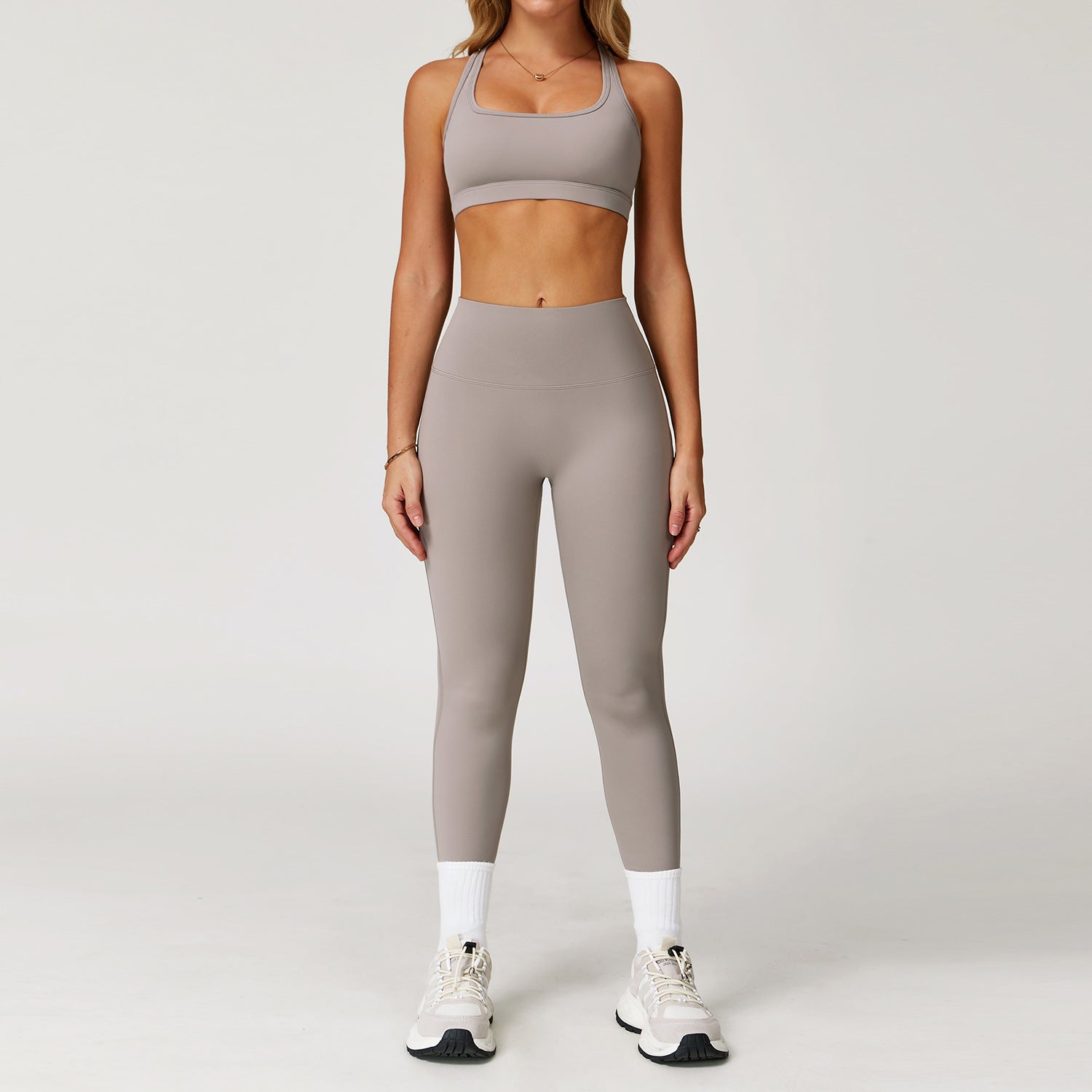 870# A Women Yoga Bra Or Pants