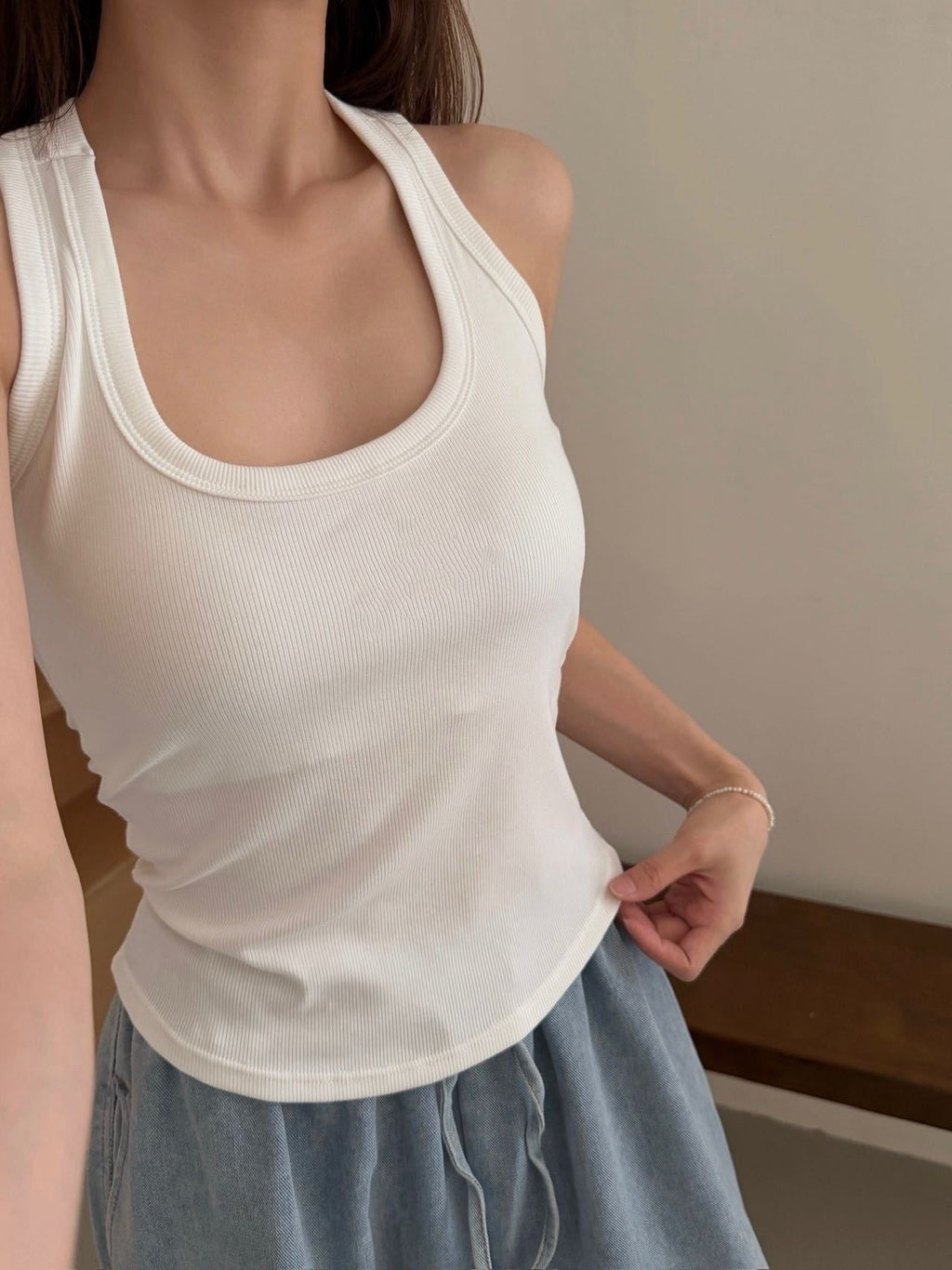 2459# A Women Yoga Vest