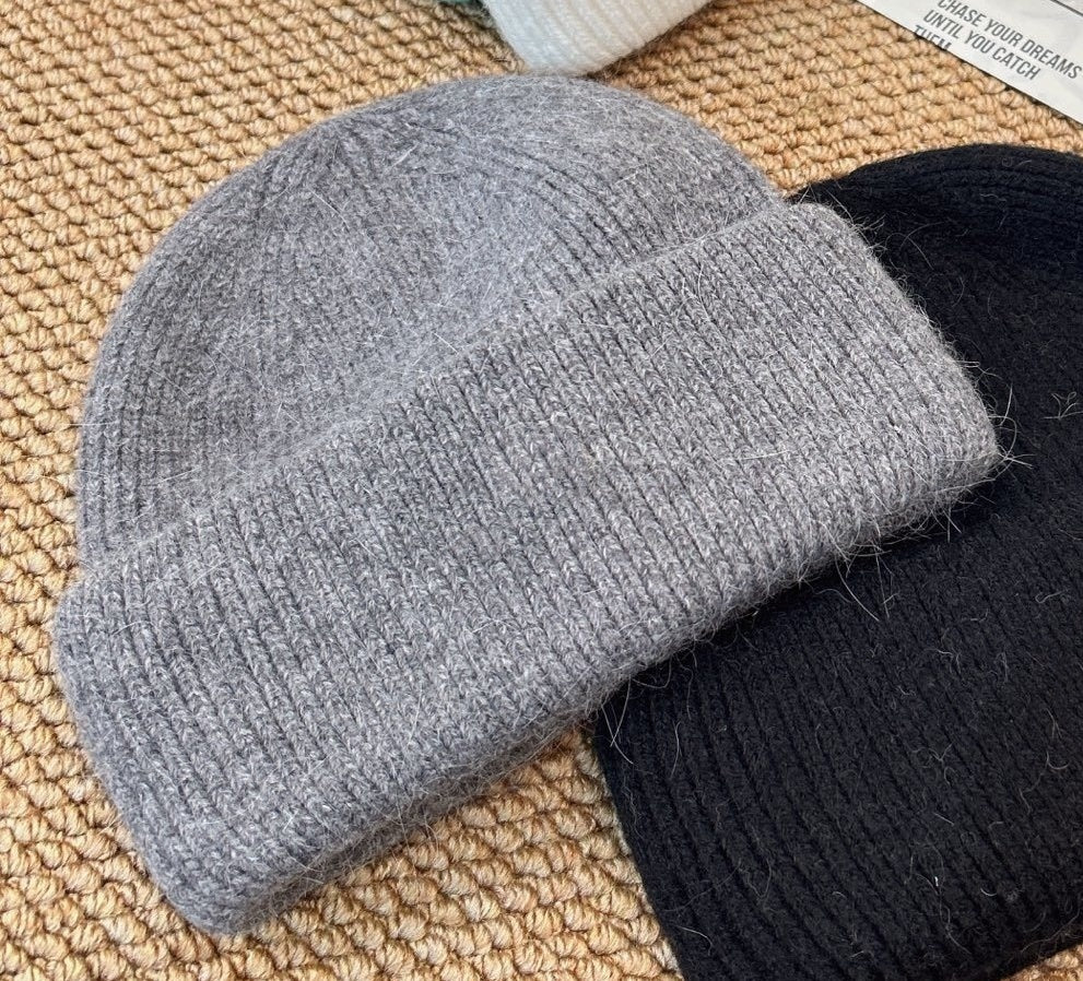 1551# XY A Rabbit Hair Knitted Hat