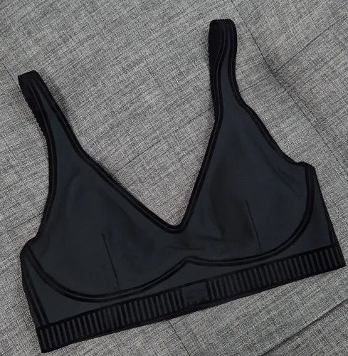 556# A Women Yoga Bra Pants Set