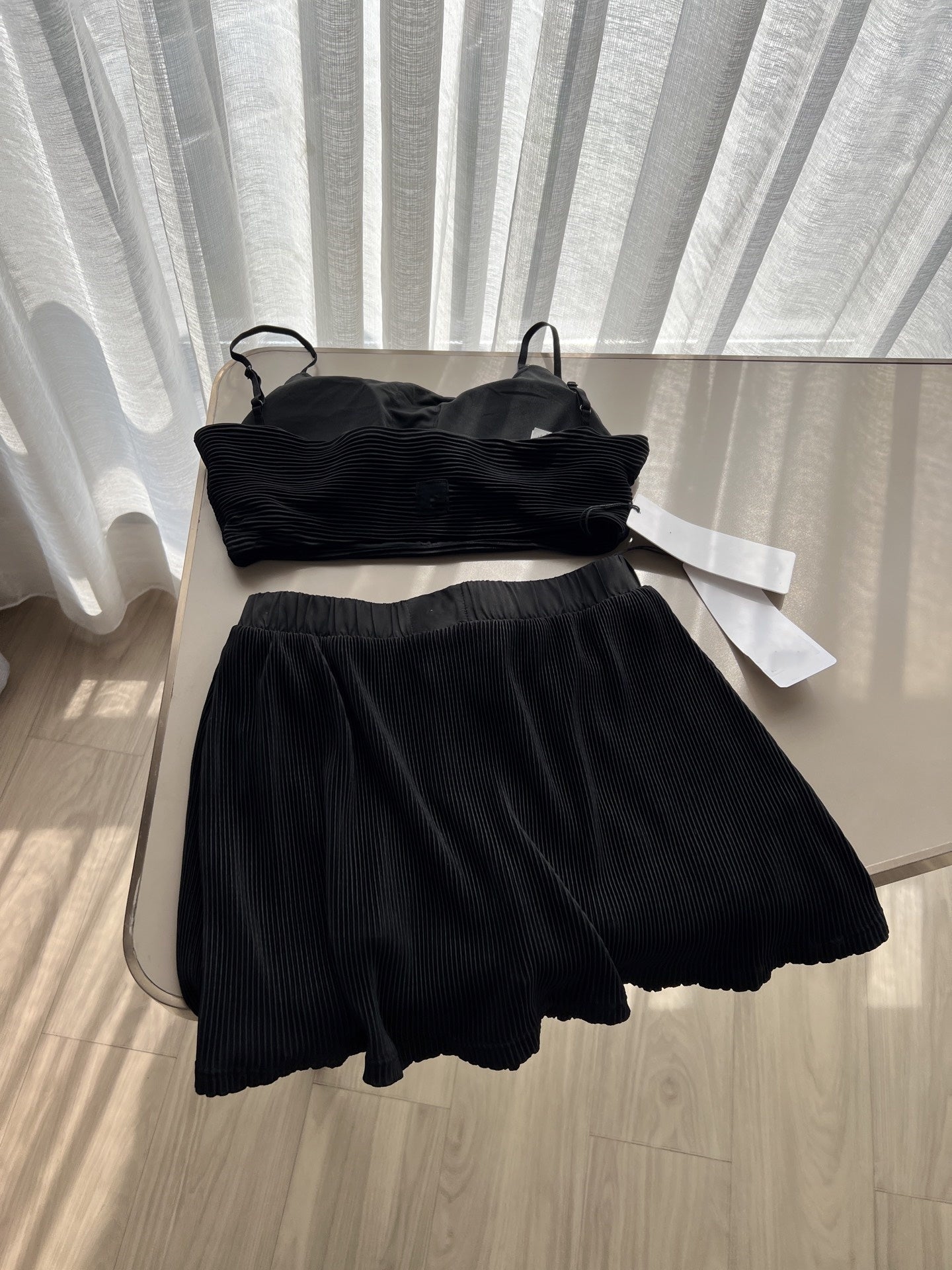 829# A Women Yoga Bra Skirts Set