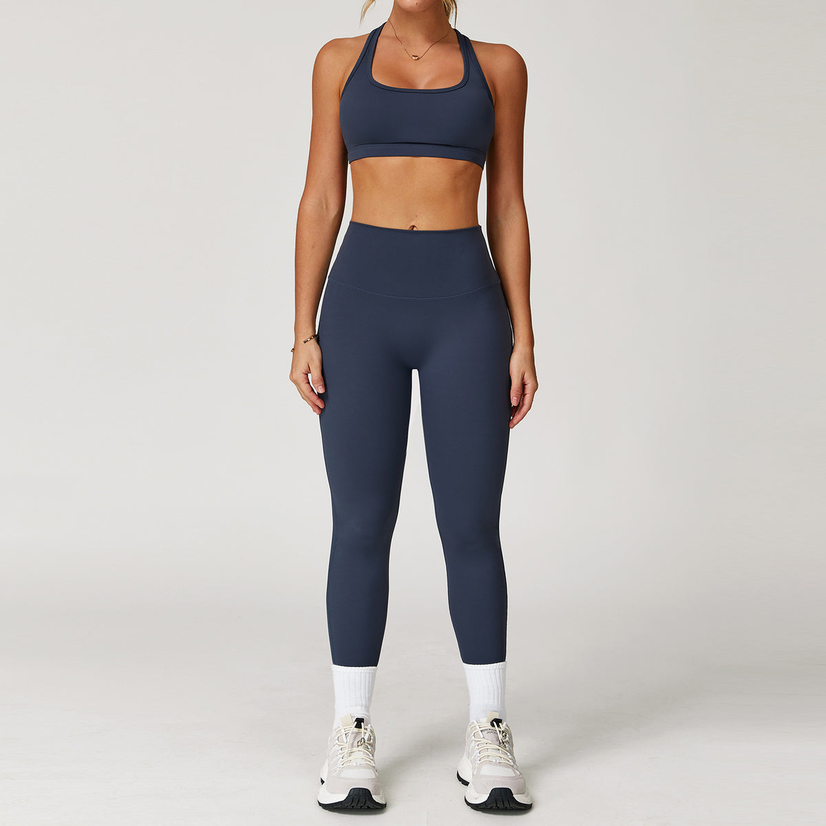 870# A Women Yoga Bra Or Pants