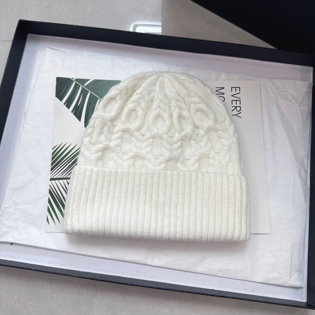 E6668# Rabbit Fur Knitted Hat