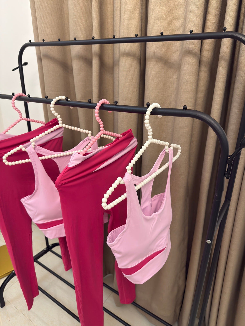 2634# A Women Plus Size Yoga Bra or Pants
