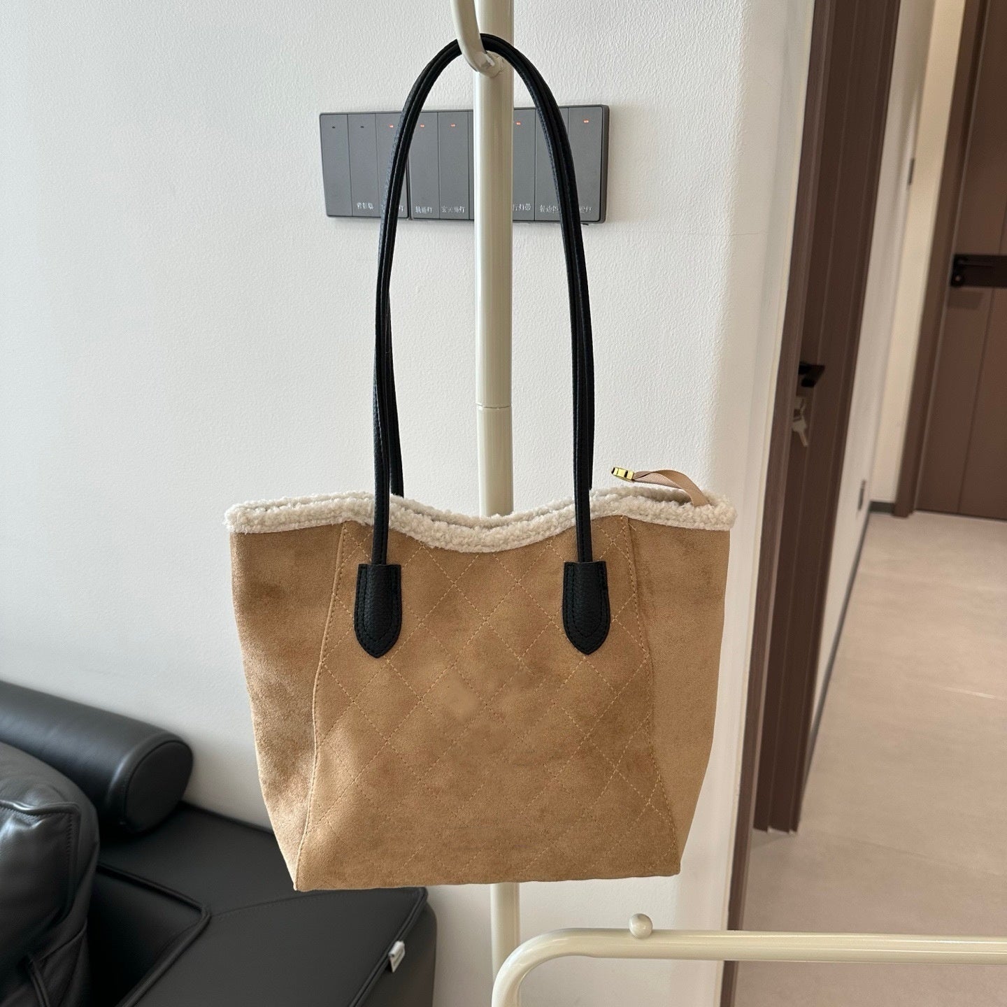 E6758#Chamois leather bag