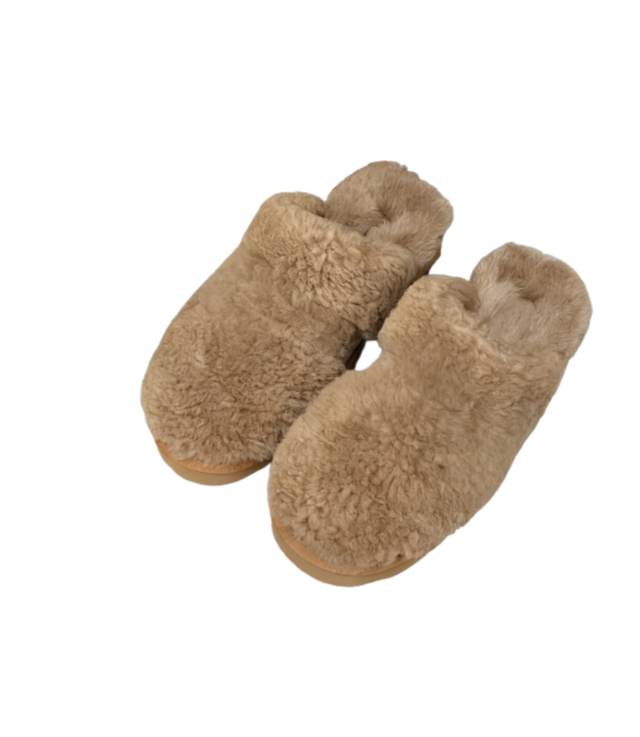 E6637# Lamb Wool Slipper
